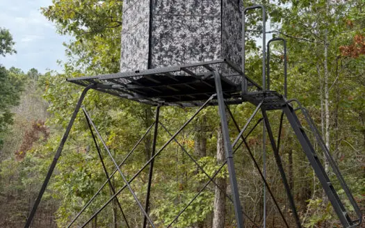 Gated Missouri Hunting Retreat Backed by National Forest
