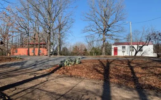 Unique Home With Shop 9 Ac Near Buffalo River