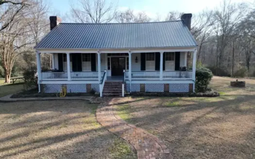 140 Acres with Farmhouse in Lorman, Mississippi