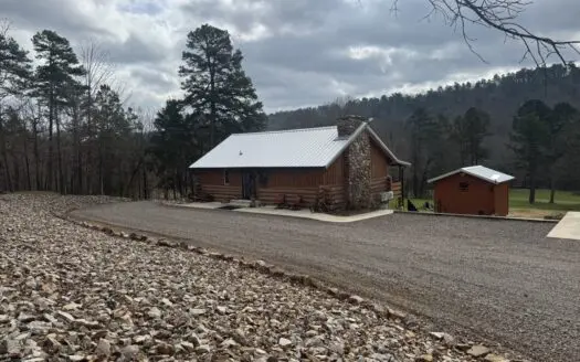 80 acres & Private Rustic Lodge in the heart of Ouachitas
