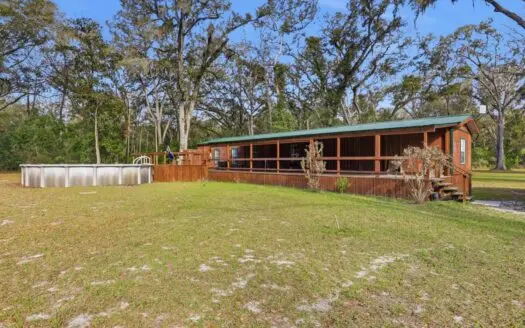 Home 9.92 Acres Pool Old Town, FL Near Suwannee & Gulf