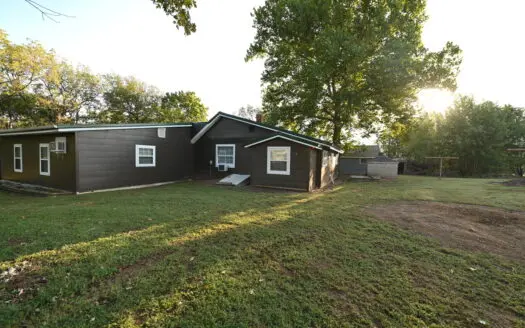 Home for sale in Harwood Missouri