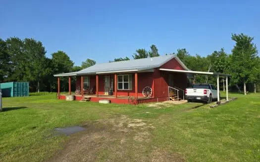 Acreage and Home for Sale in Hugo, Oklahoma