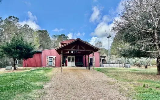 Rustic Barndominium in North Pike School District