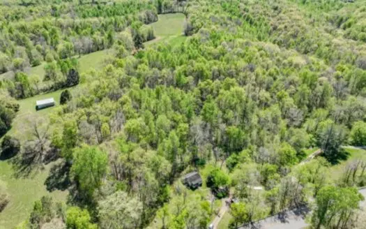Hunter’s Paradise! 91+/- Acres With Cabin For Sale in Middle TN