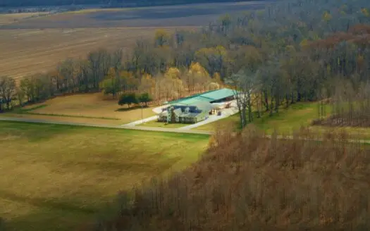 525+/- Acre Hunting Lodge for Sale in Sportsmans Paradise