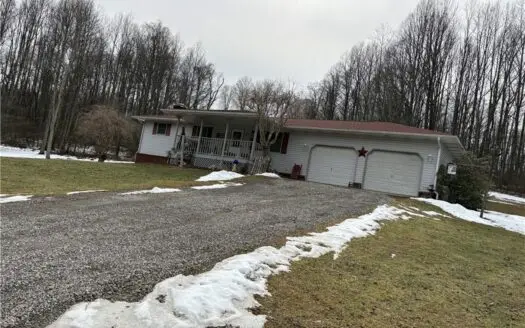 Beallsville OH Ranch home on 26 +/- Acres with buildings and pond