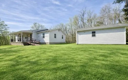 Private 22.79 Acres Newly Refreshed Home Near TN River