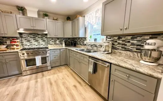 Turn-Key Family Compound Near Kerr Lake: 10.83± Acres