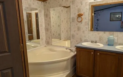 2BR Cabin Retreat in Michigan’s Elk Country Atlanta MI