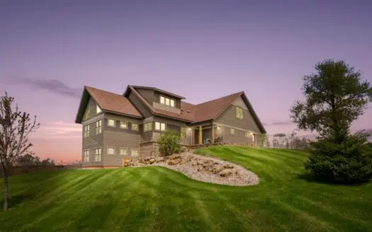 92-Acre Driftless Region Luxury Hunting Estate for Sale