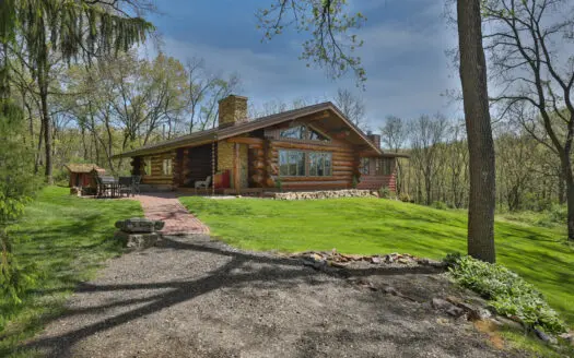 30-Acre Luxury Log Estate | Trophy Whitetail Sanctuary & Private