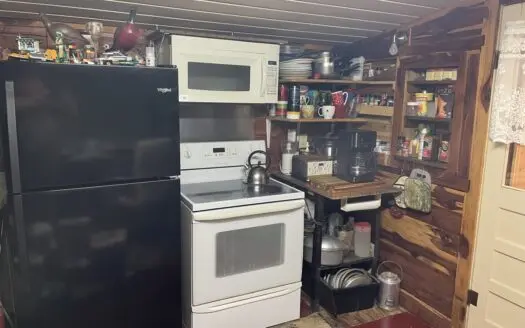Hunting and Fishing Retreat on 5 lots near the Little Red River