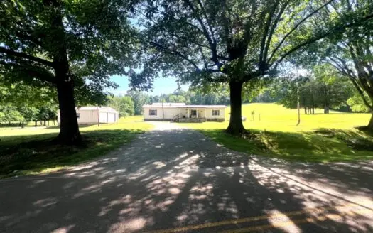 23.9 Tennessee Acres with Home, Shop & RV Hookup for Sale