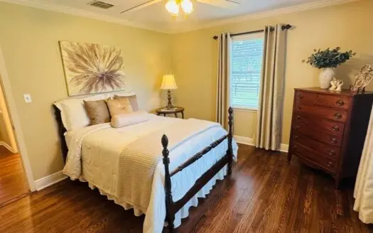 Gillsburg MS Farmhouse Estate on 99 Acres