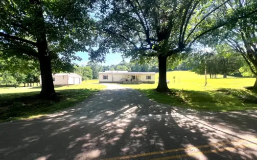23.9 Tennessee Acres with Home, Shop & RV Hookup for Sale