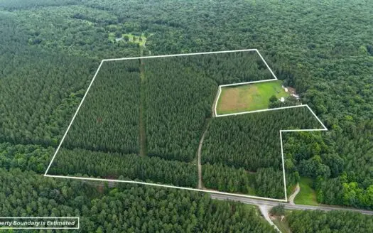 Private 31.5-Acre Retreat Bordering Virginia State Land