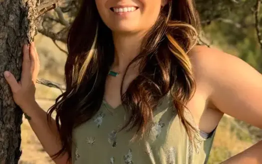 agent profile picture for Alexandria Griffith on hunting properties website