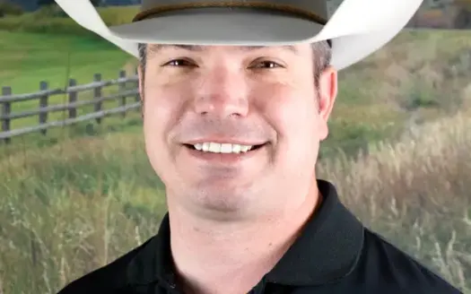 agent profile picture for Bear Davidson on hunting properties website