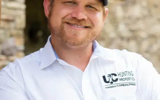 agent profile picture for Brandon Wikman on hunting properties website