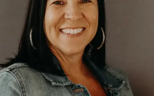 agent profile picture for Candice Land on hunting properties website