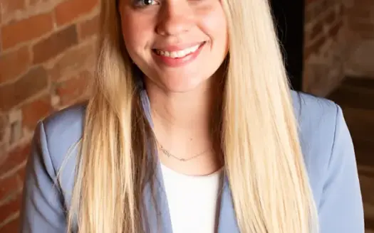 agent profile picture for Jennifer Horn on hunting properties website