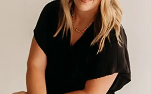 agent profile picture for Kelsey Hancock on hunting properties website