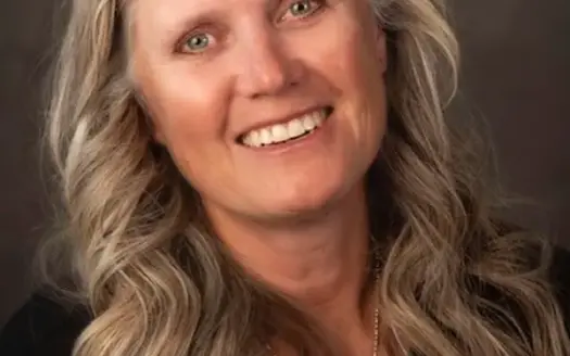 agent profile picture for LeAnna  Hall on hunting properties website