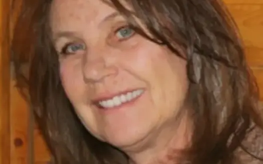 agent profile picture for Mary Douglas on hunting properties website