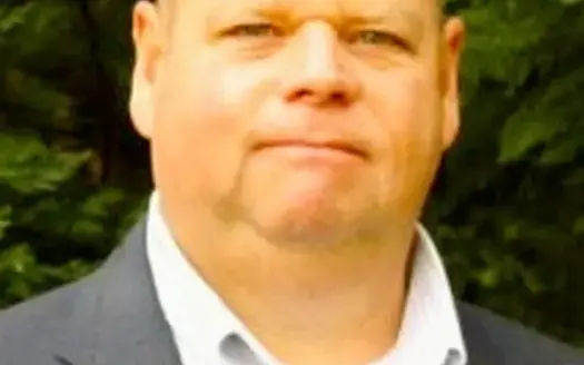 agent profile picture for Stephen Garland on hunting properties website