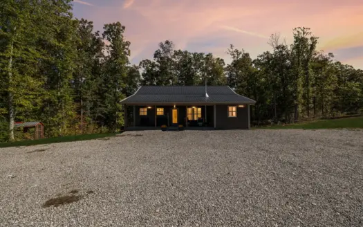 Custom-Built Homestead on Unrestricted Acreage in Fentress County