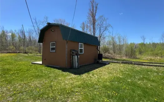 Hunting Base Camp on 40 acres in Kettle River, Minnesota