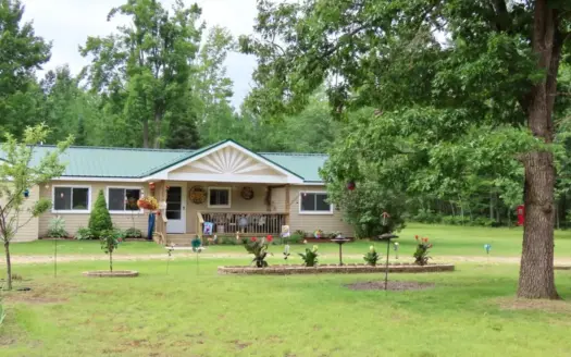Northern Michigan Retreat on 10 Acres Atlanta MI