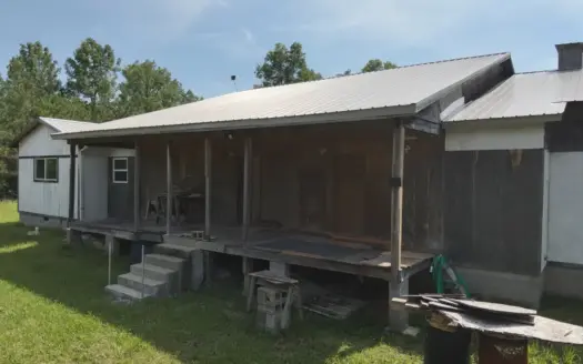 Off The Grid Home on 32.96 acres with over 3700 square feet!