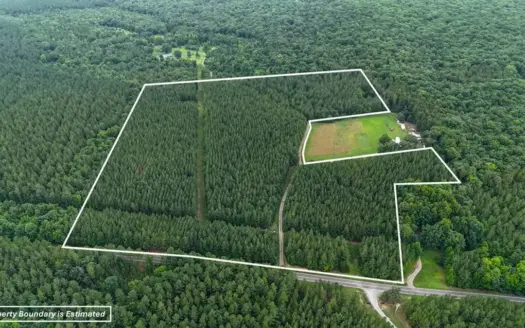 Private 31.5-Acre Retreat Bordering Virginia State Land