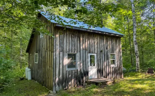 Affordable Recreational Camp – Lee, Maine