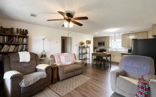 House on small acreage for sale in Squires MO