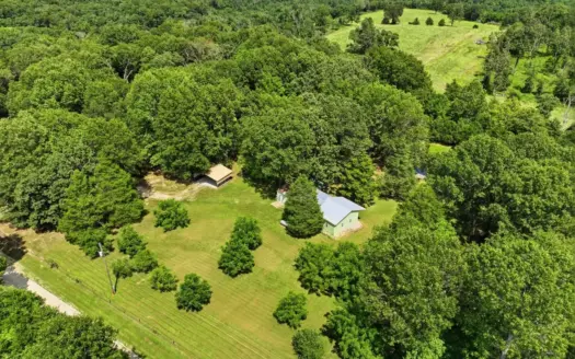 Ozark’s property with recreational opportunities/West Plains MO
