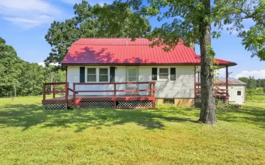 Country home nestled on 2.57 acres