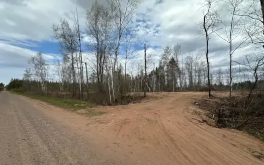 10 Acres For Sale in Pine County Minnesota