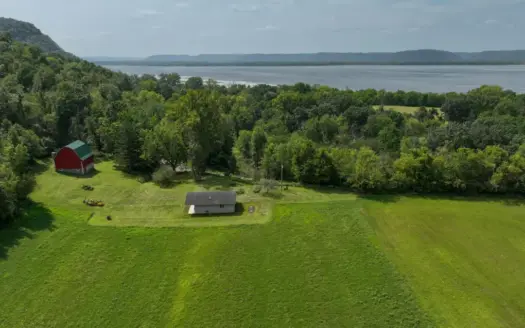 Mississippi River Valley Legacy Retreat | 42 Acres of Seclusion
