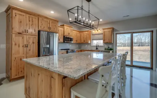 Custom Barndominium, 18.17 Acres, Seconds from Hillsdale Lake