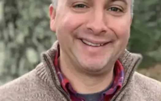 agent profile picture for Stephen MacDonald on hunting properties website
