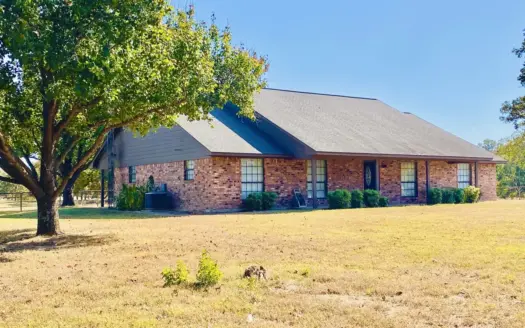 Mineola Texas Ranch for Sale Near Lindale Texas in Smith County