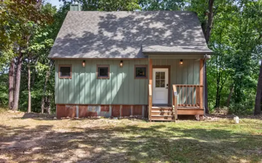 Spavinaw, Oklahoma Cabin For Sale