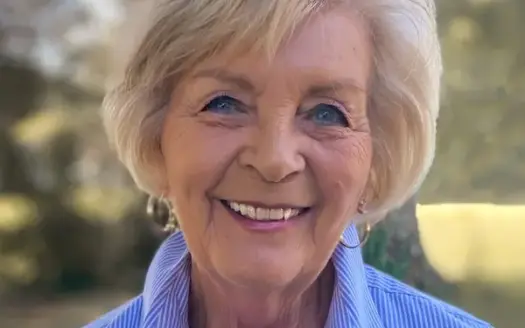 agent profile picture for Gloria Smith on hunting properties website