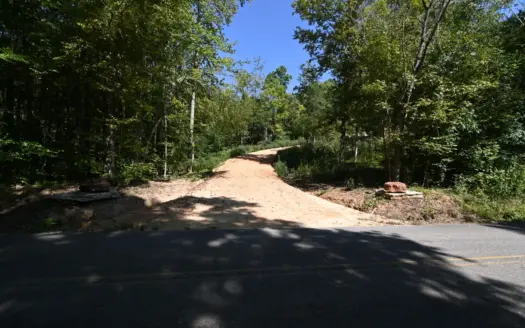15.93 Unrestricted Acres in Tn For Sale