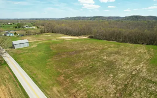 100+/- Acre Farm – Pasture – Woodland – Barn – Dunnville, Ky