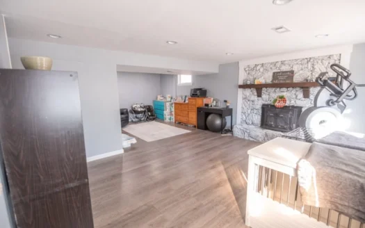 Home for Sale in Blue Springs