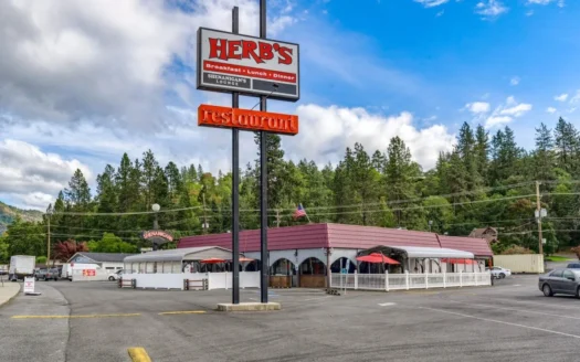 Turnkey Restaurant & Bar for Sale in Josephine County, or